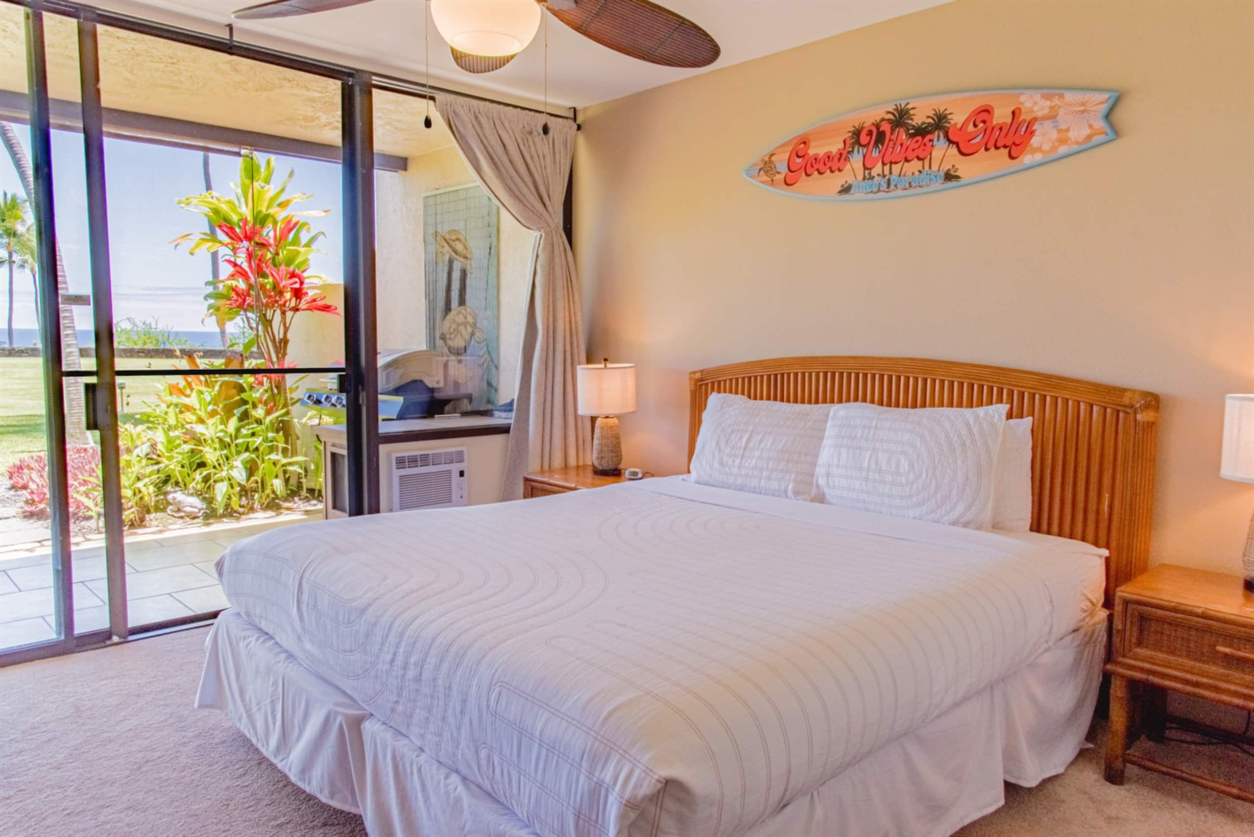 Ocean & Golf Views | Remodeled Kona Villa w/ AC - Photo 28