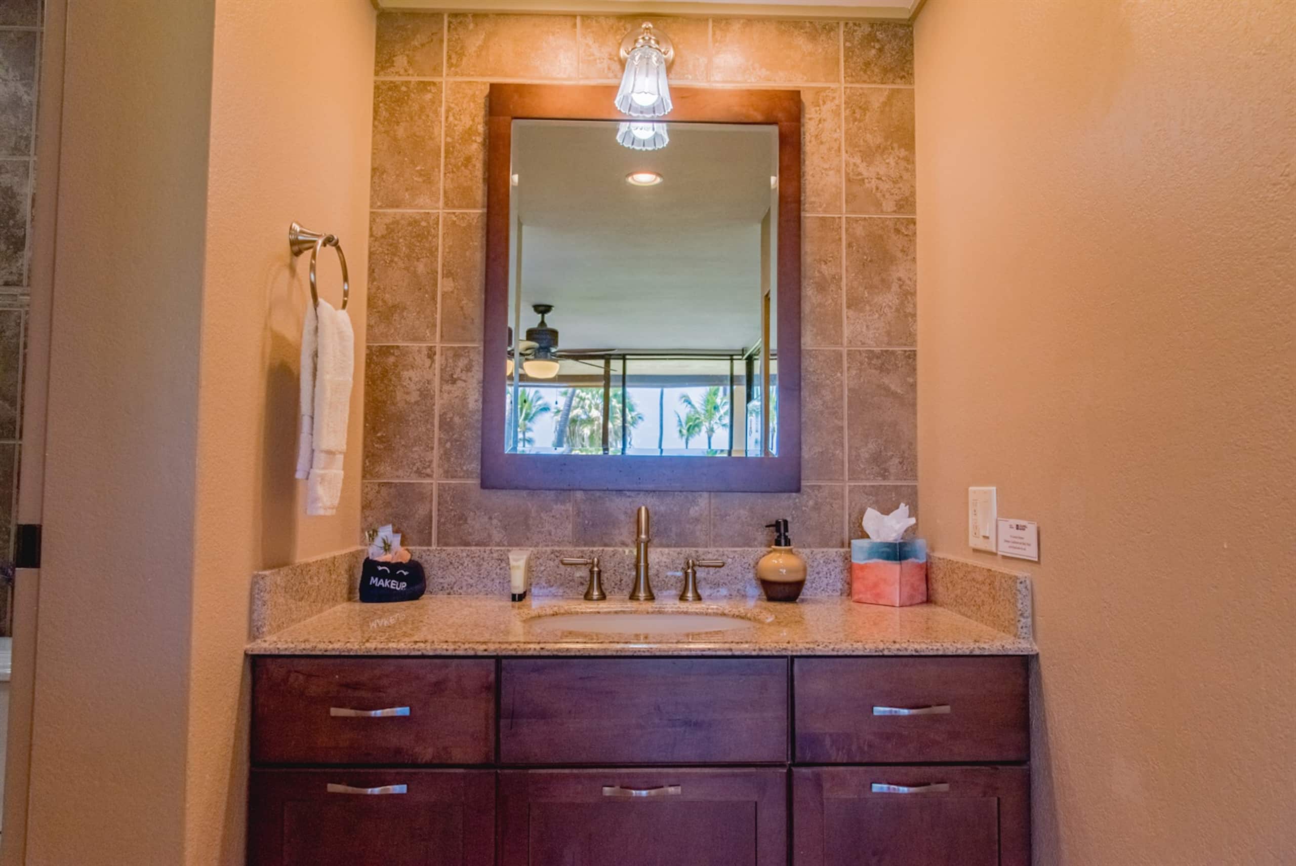 Ocean & Golf Views | Remodeled Kona Villa w/ AC - Photo 35