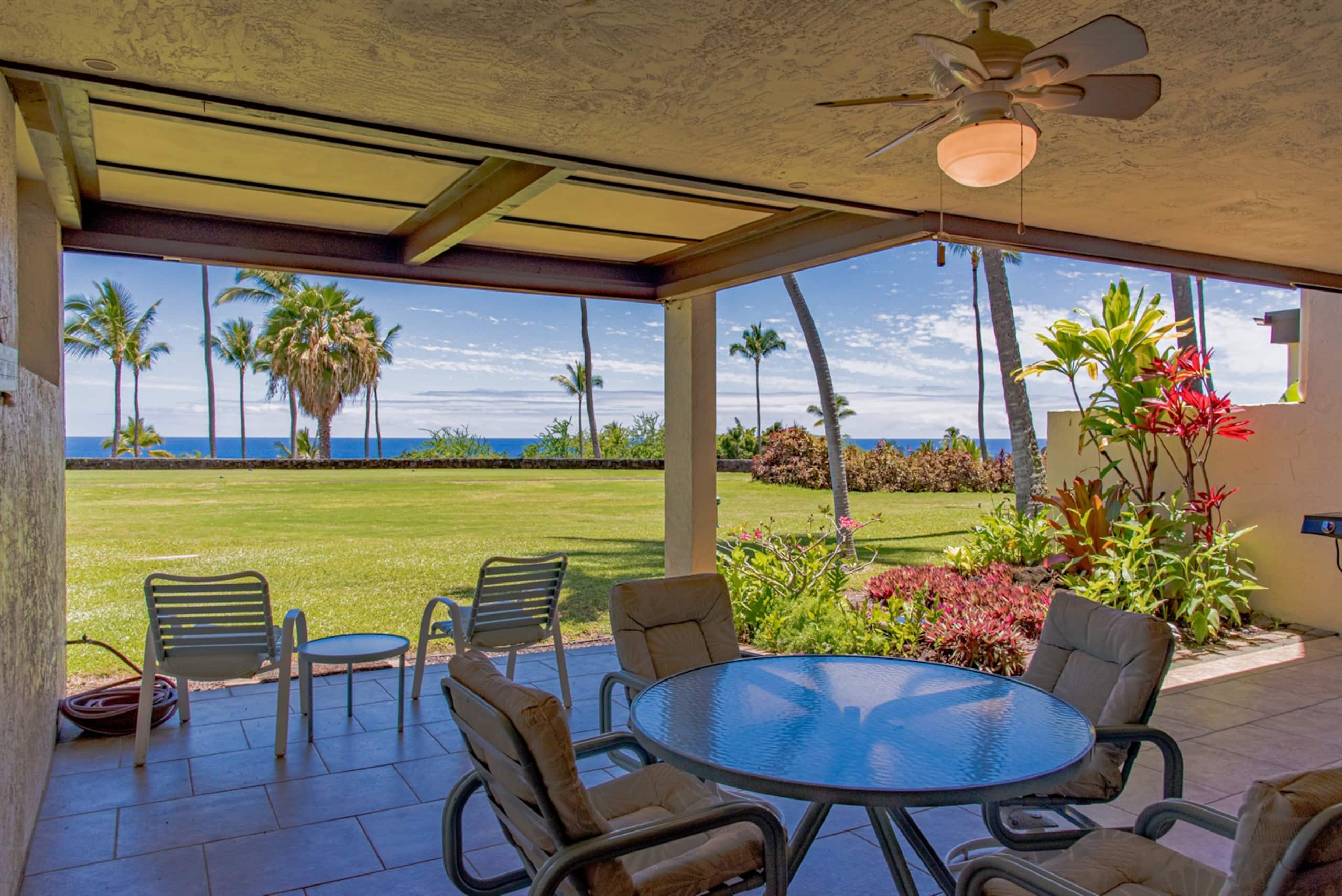 Ocean & Golf Views | Remodeled Kona Villa w/ AC - Photo 38