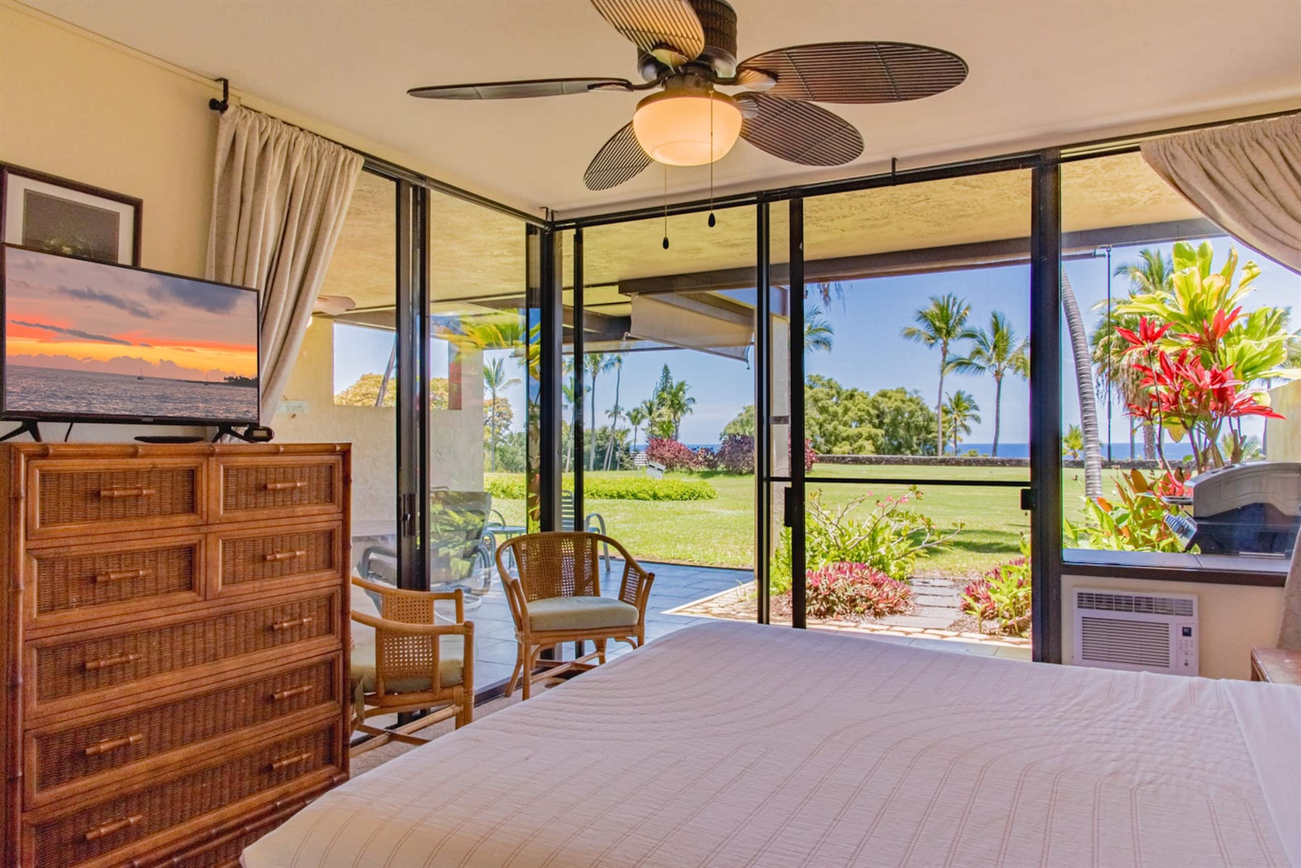 Ocean & Golf Views | Remodeled Kona Villa w/ AC - Photo 30