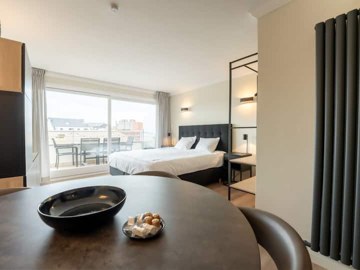 White Mountains Retreats With City View - Blankenberge