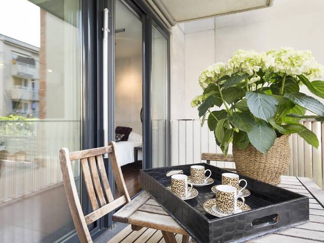 Apartment Barcelona Rentals managed Airbnb listing 2