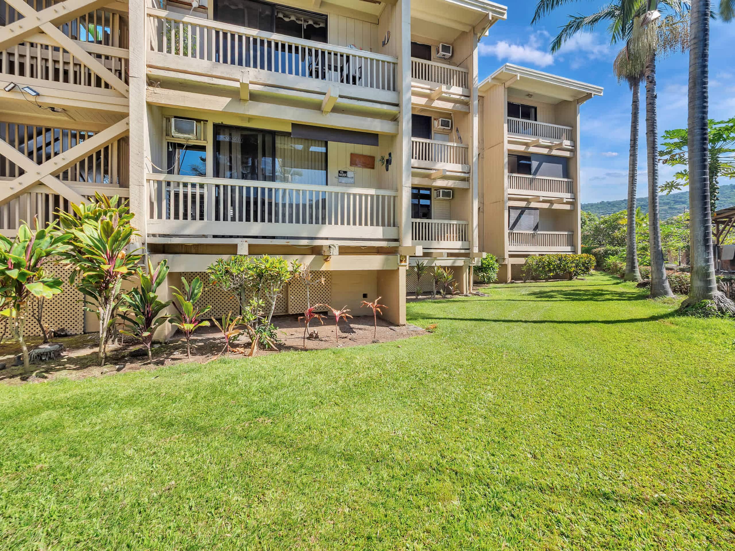 Condo in Kailua-Kona · ★4.9 · 1 bedroom · 1 bed · 1 private bath - Image 21