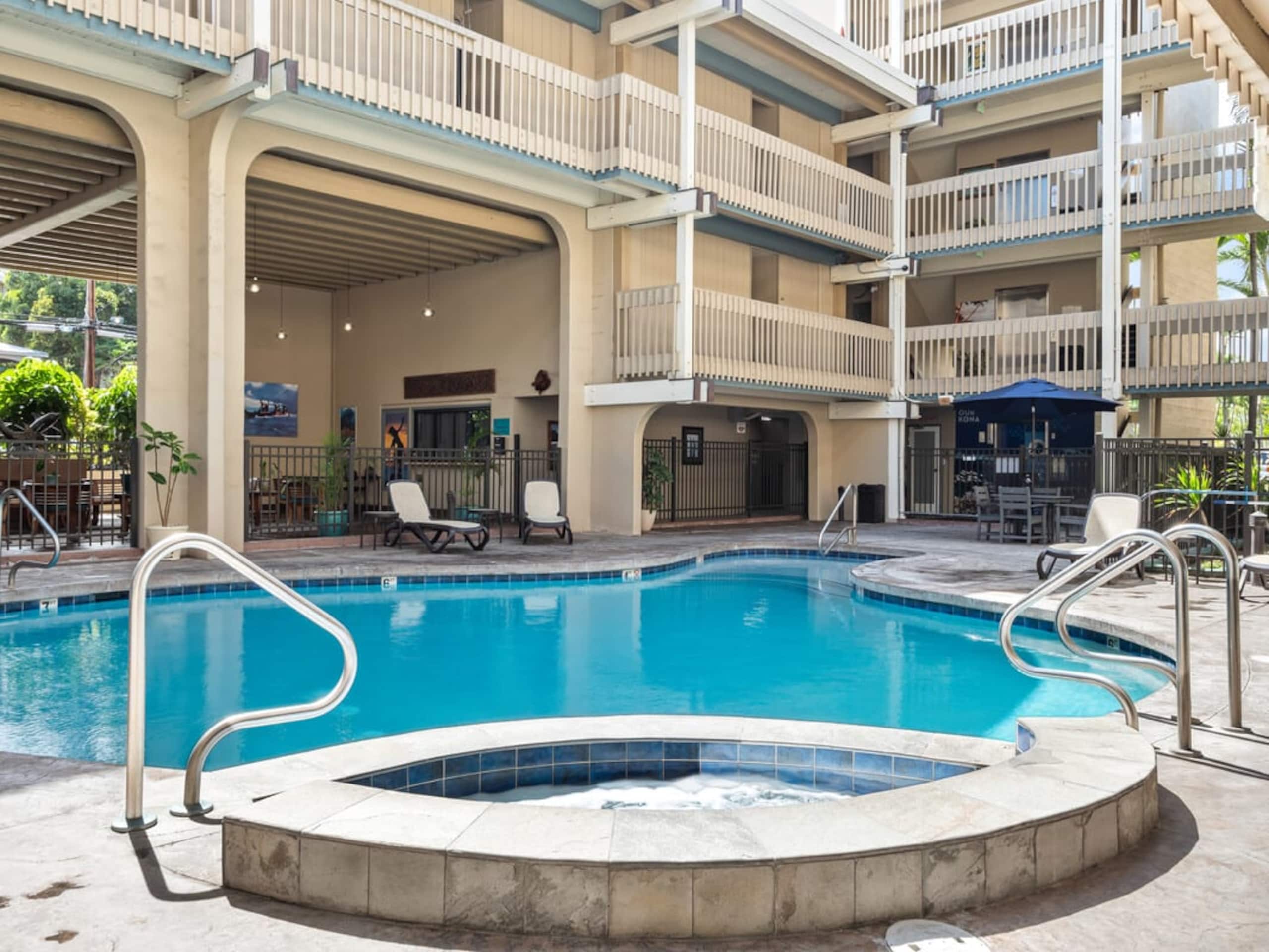 Condo in Kailua-Kona · ★4.9 · 1 bedroom · 1 bed · 1 private bath - Image 26