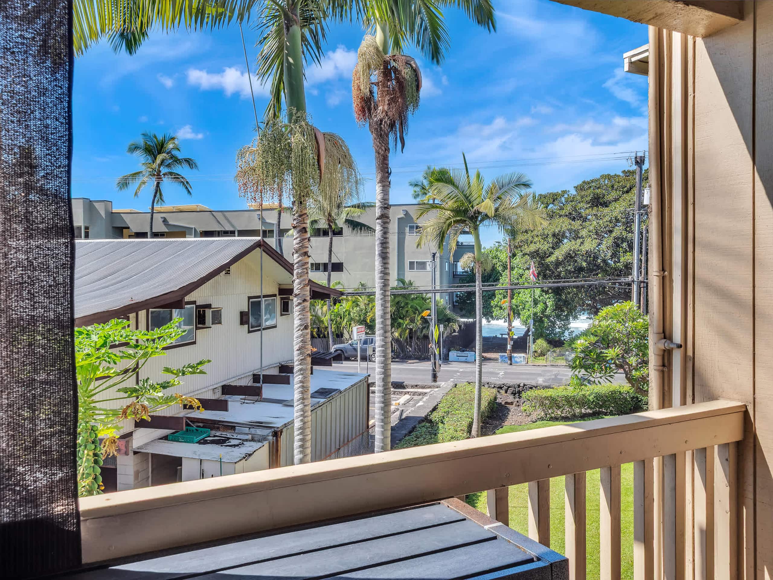 Condo in Kailua-Kona · ★4.9 · 1 bedroom · 1 bed · 1 private bath - Image 11