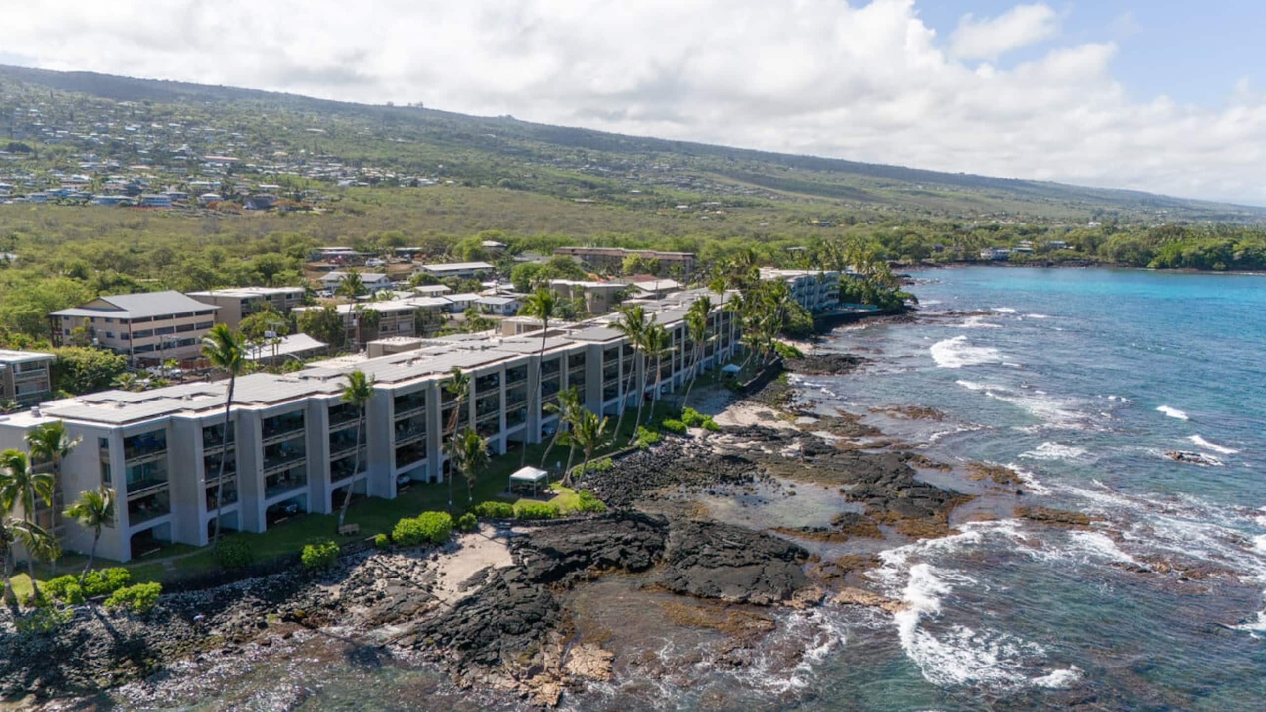 Condo in Kailua-Kona · ★4.9 · 1 bedroom · 1 bed · 1 private bath - Image 24