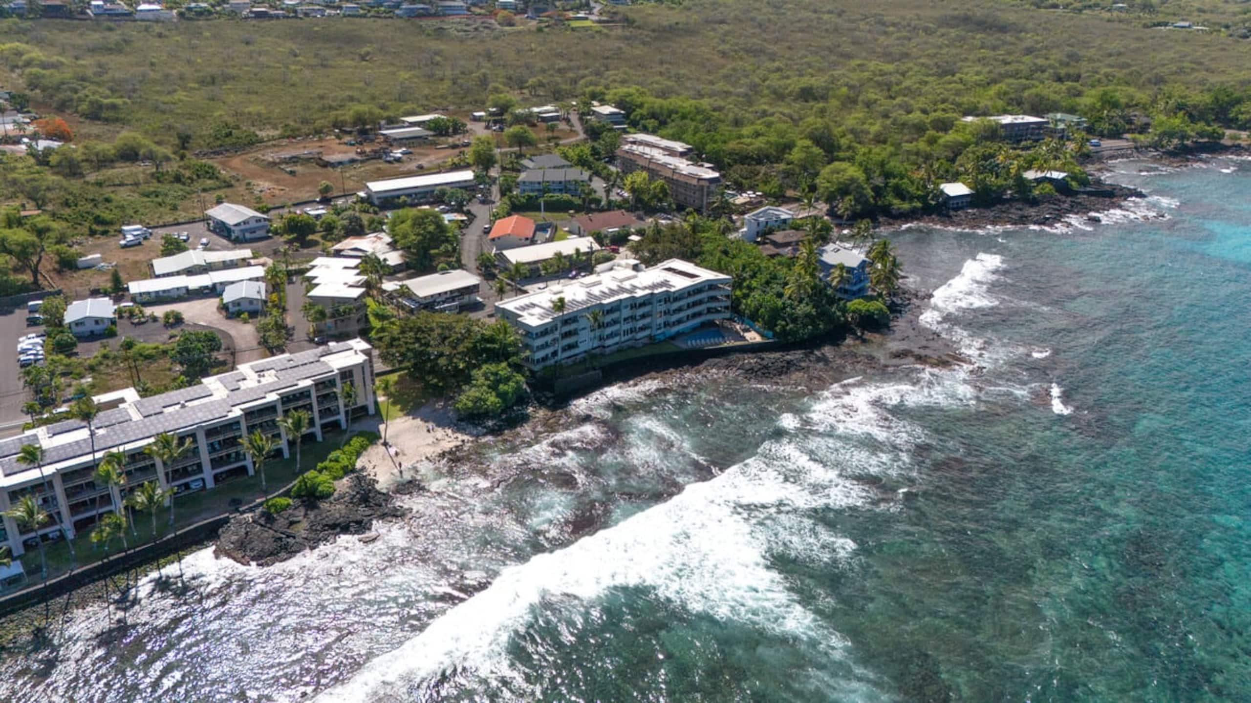 Condo in Kailua-Kona · ★4.9 · 1 bedroom · 1 bed · 1 private bath - Image 23