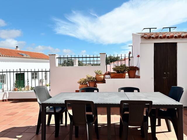 Casa Corazón Serene Seaside Ranch w/Pool Ericeira gallery image 3