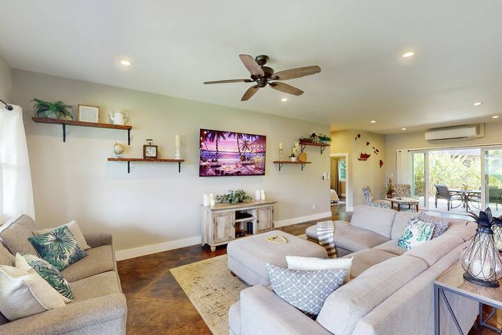 5BR Home with private lanai & outdoor shower gallery image 2