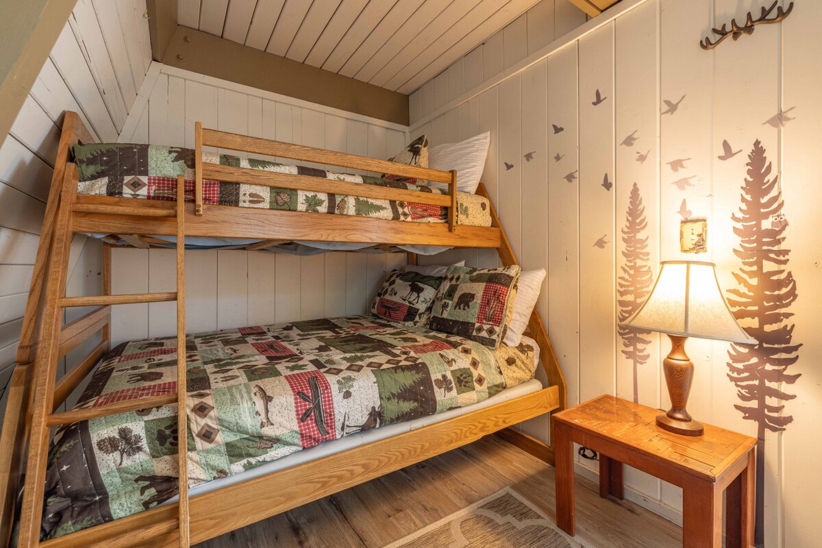 2. spavaća soba Kreveti na kat: bračni krevet i bračni krevet