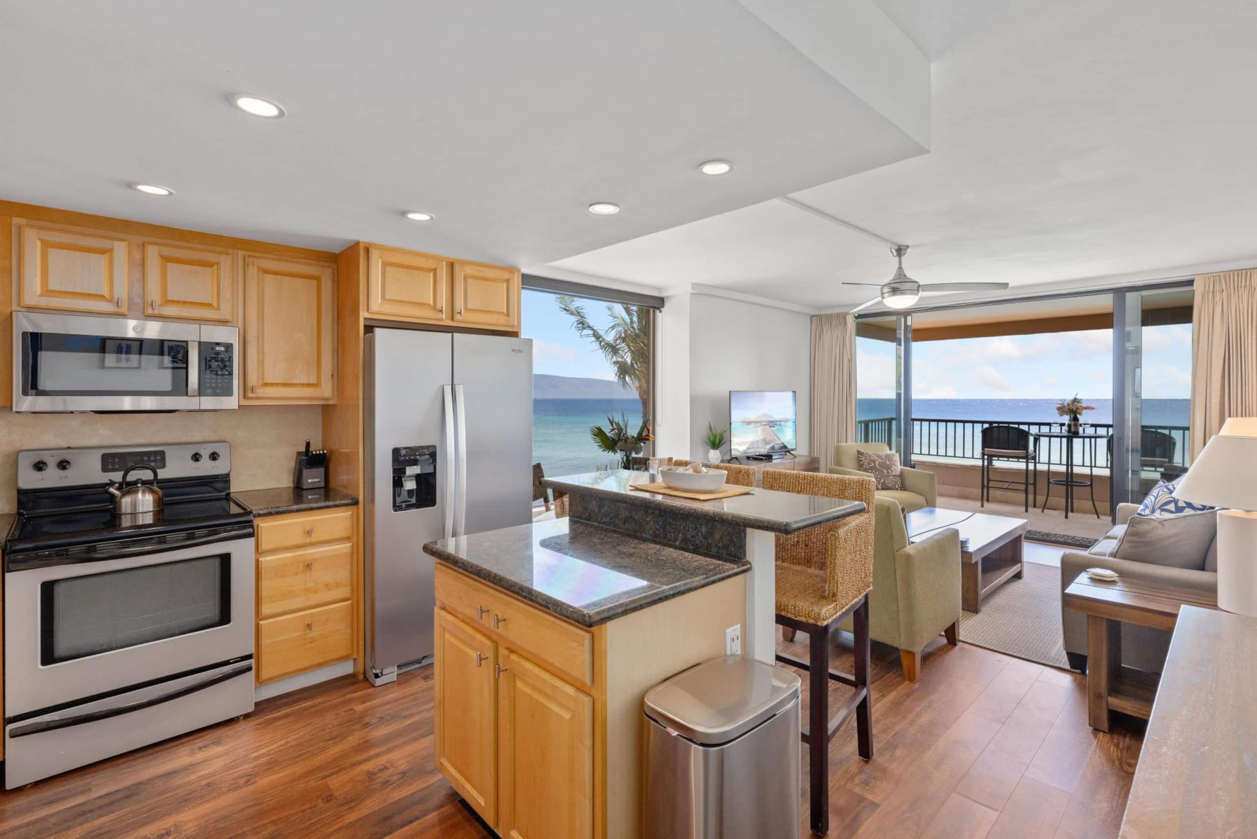 Home in Lahaina · ★4.88 · 1 bedroom · 2 beds · 1 bath - Image 10