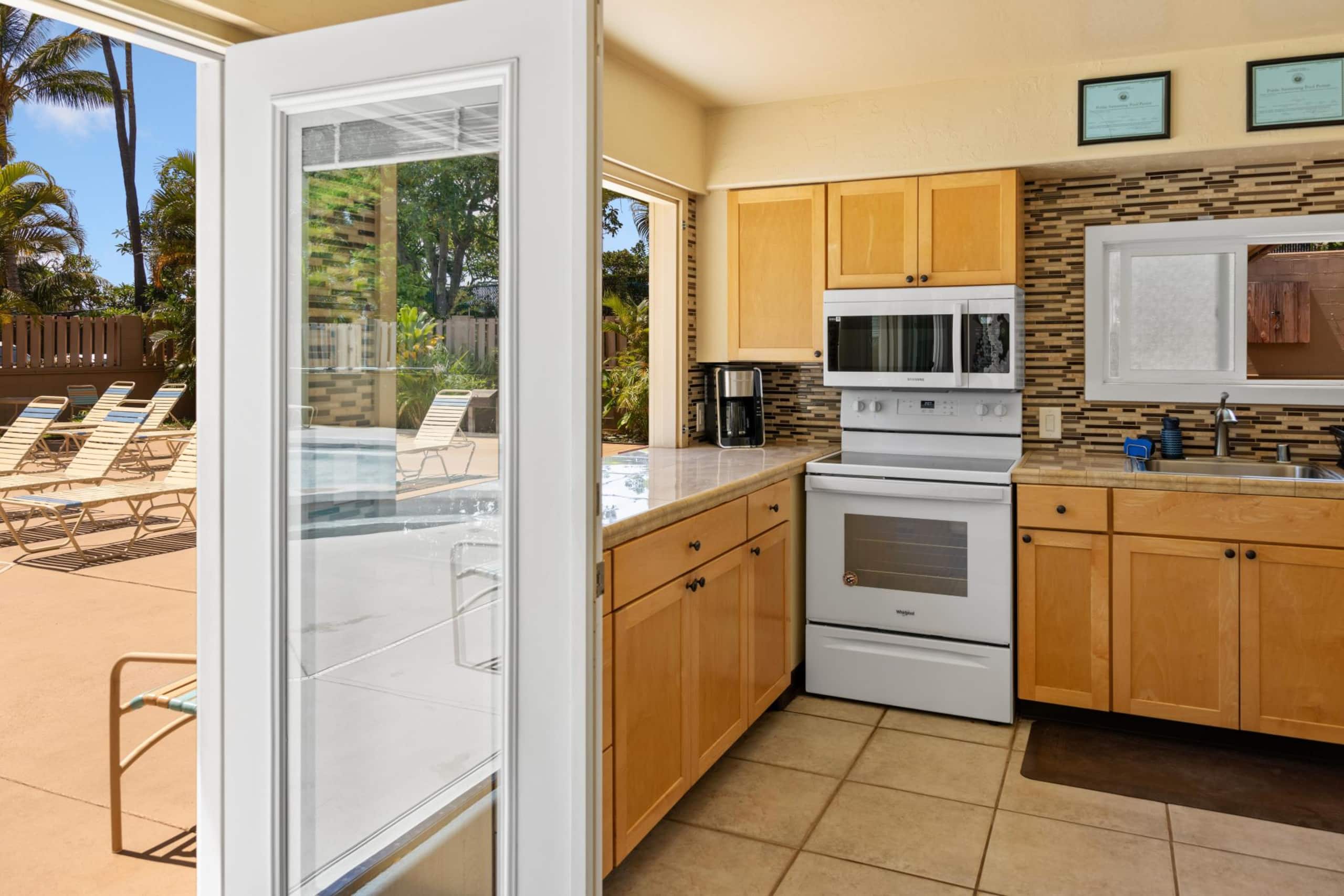 Home in Lahaina · ★4.88 · 1 bedroom · 2 beds · 1 bath - Image 55