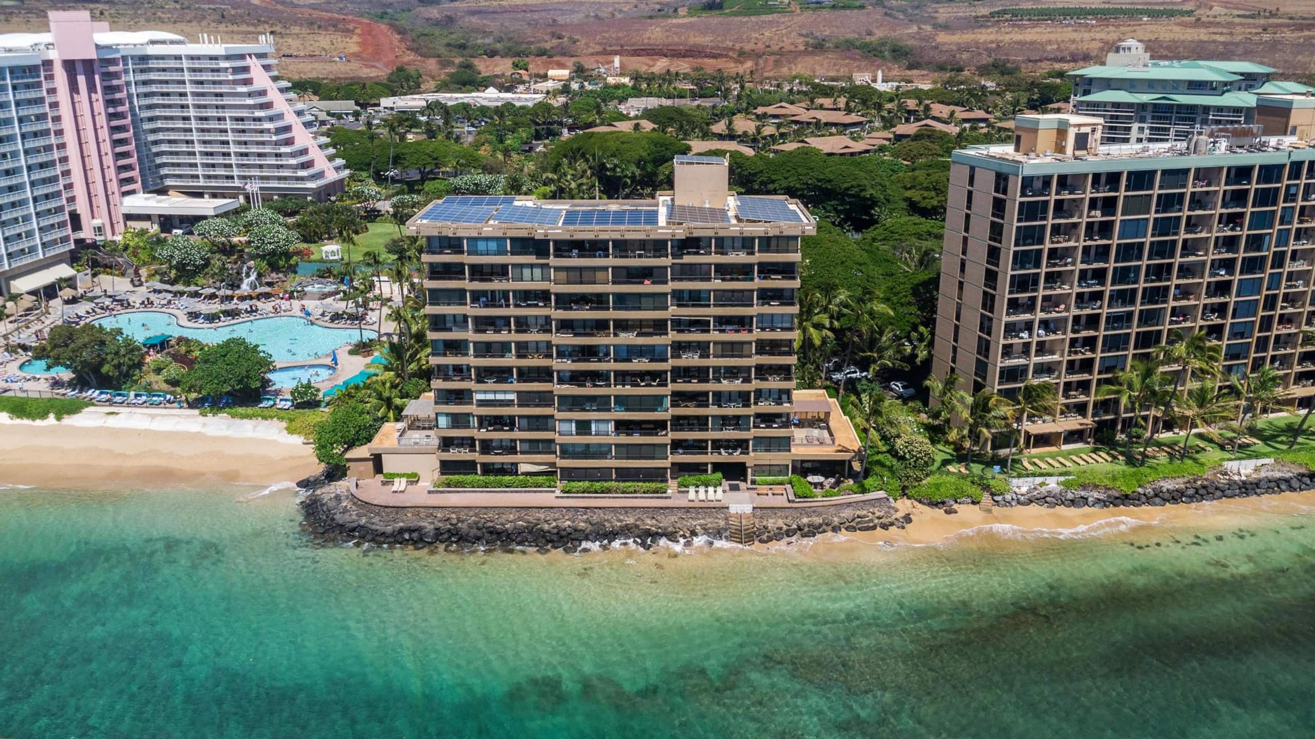 Home in Lahaina · ★4.88 · 1 bedroom · 2 beds · 1 bath - Image 37