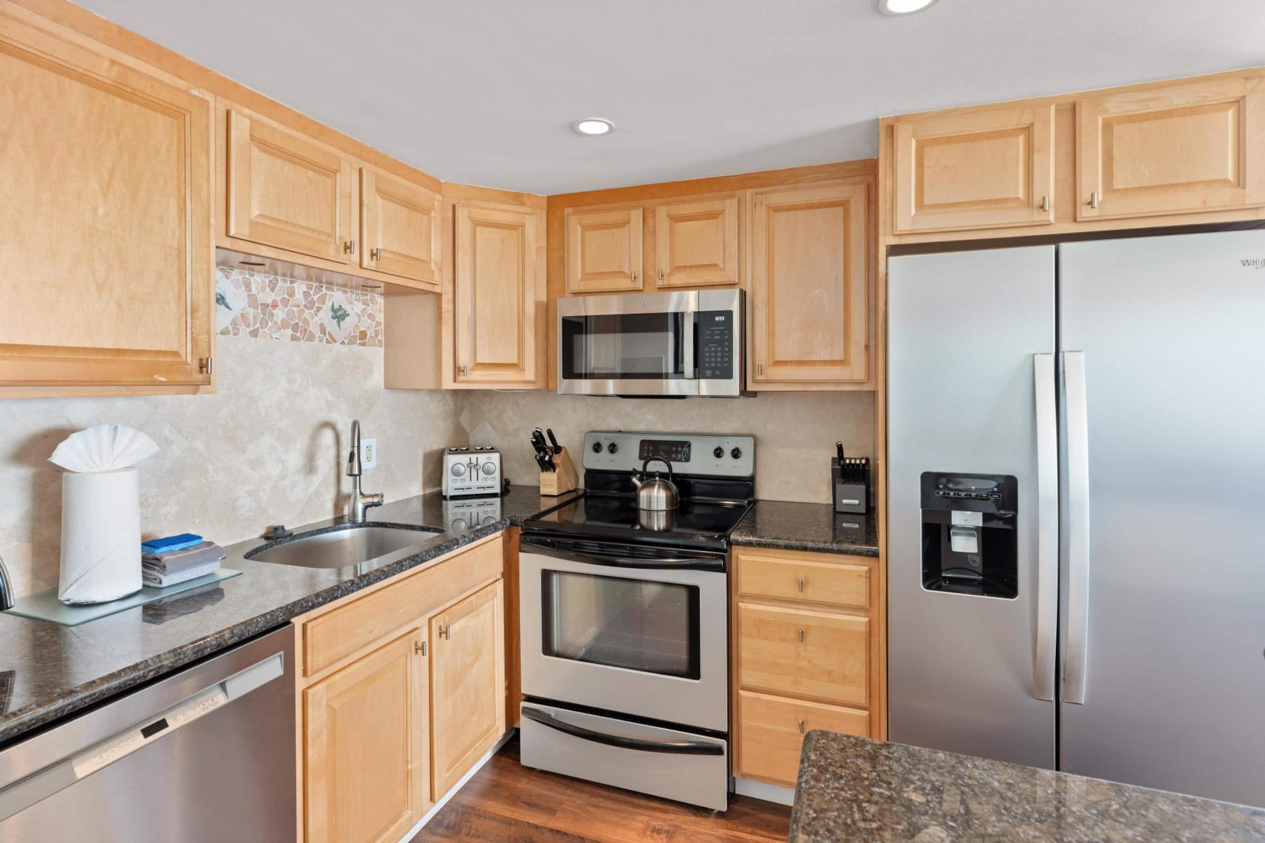 Home in Lahaina · ★4.88 · 1 bedroom · 2 beds · 1 bath - Image 6