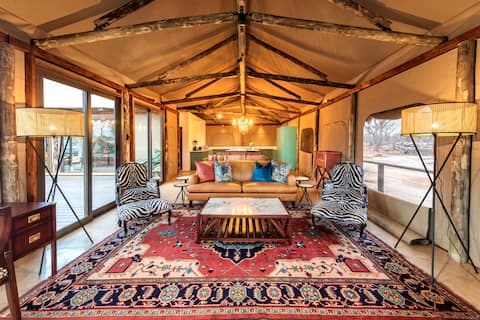 Lotsane Limpopo Luxury River Tent GrandHippo Suite