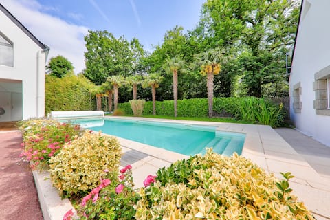 House for 8 with pool 500m from the beach