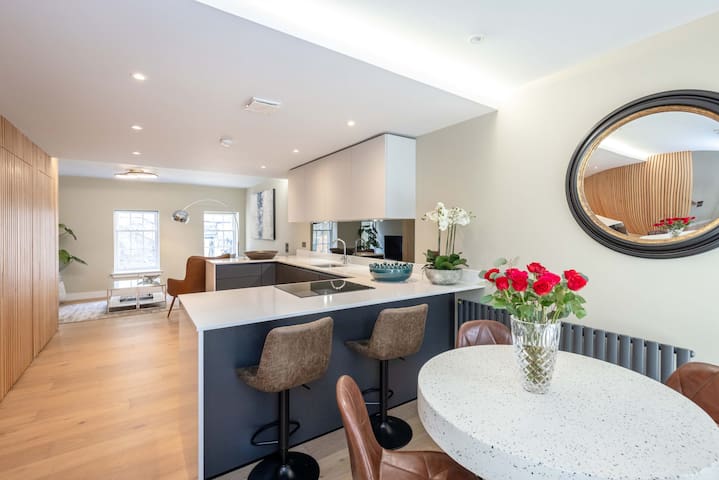 Mulong Suite – City Centre 2 Bed Mews House