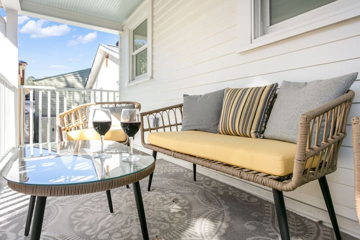 Absolute Charm Vacation Rentals managed Airbnb listing 2