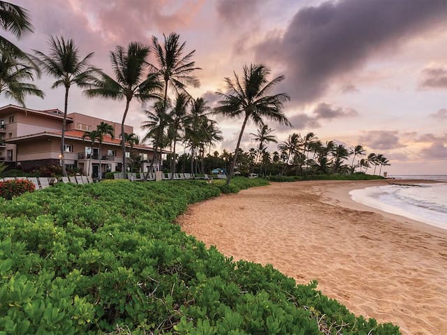 Marriott’s Waiohai Beach Club | Two-Bedroom Villa