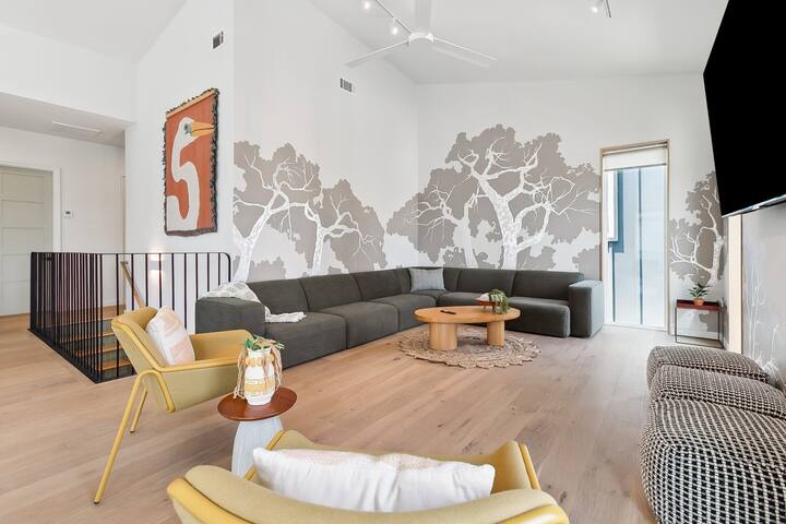 NOLA | Heated Pool | Private Hot Tub gallery image 5