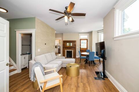 Ludlow Lodge w/ City Views
