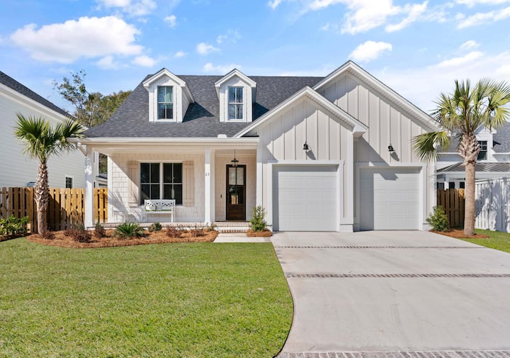 Executive  Style Home With 4 Bedrooms And 3.5 Bath - セント・シモンズ・アイランド, GA
