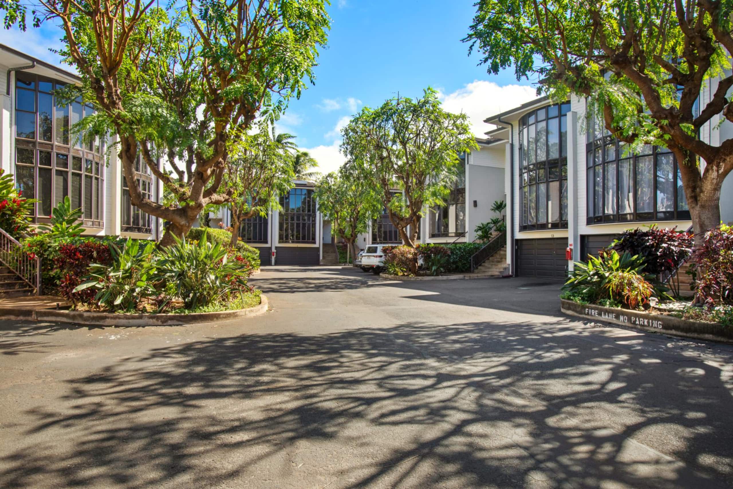 Condo in Lahaina · ★4.82 · 3 bedrooms · 4 beds · 3 baths - Image 30