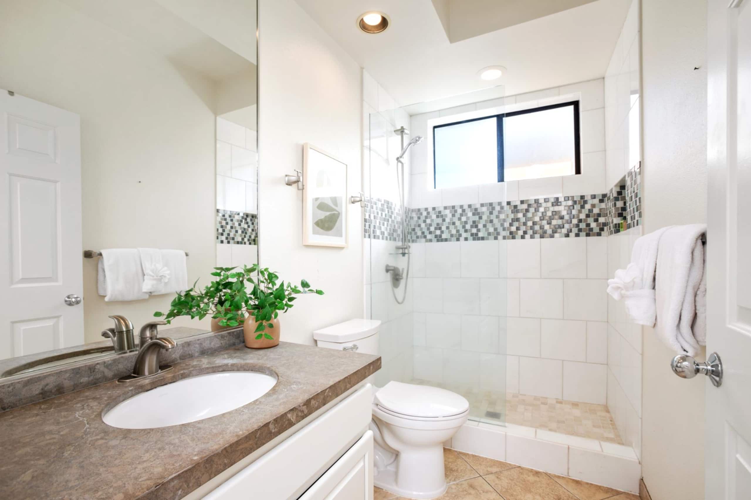 Condo in Lahaina · ★4.82 · 3 bedrooms · 4 beds · 3 baths - Image 24