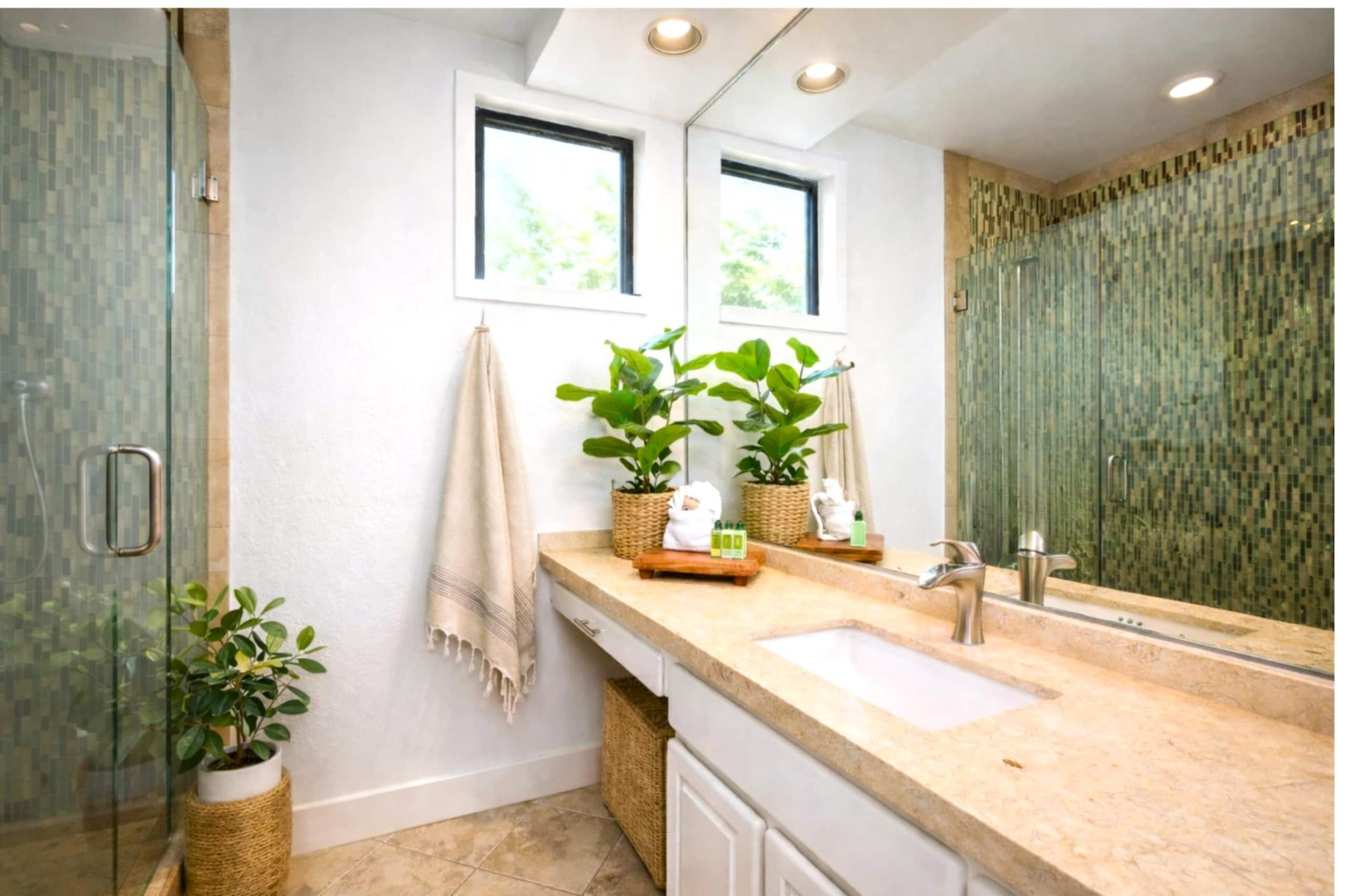Condo in Lahaina · ★4.82 · 3 bedrooms · 4 beds · 3 baths - Image 21