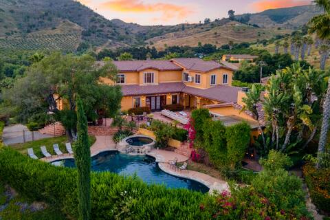 Keys Creek by AvantStay | Sleeps 42, Luxury Estate