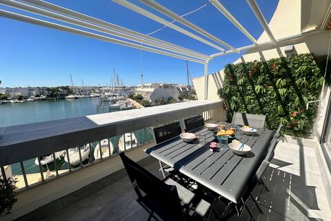 Le Plaisancier – Apartment Terrace View of the