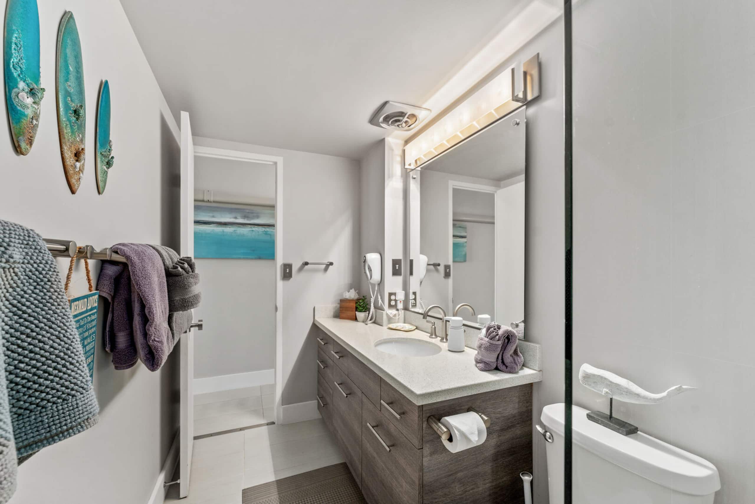 Oceanfront Paradise Remodeled Ground Floor HKOK119 - Image 24