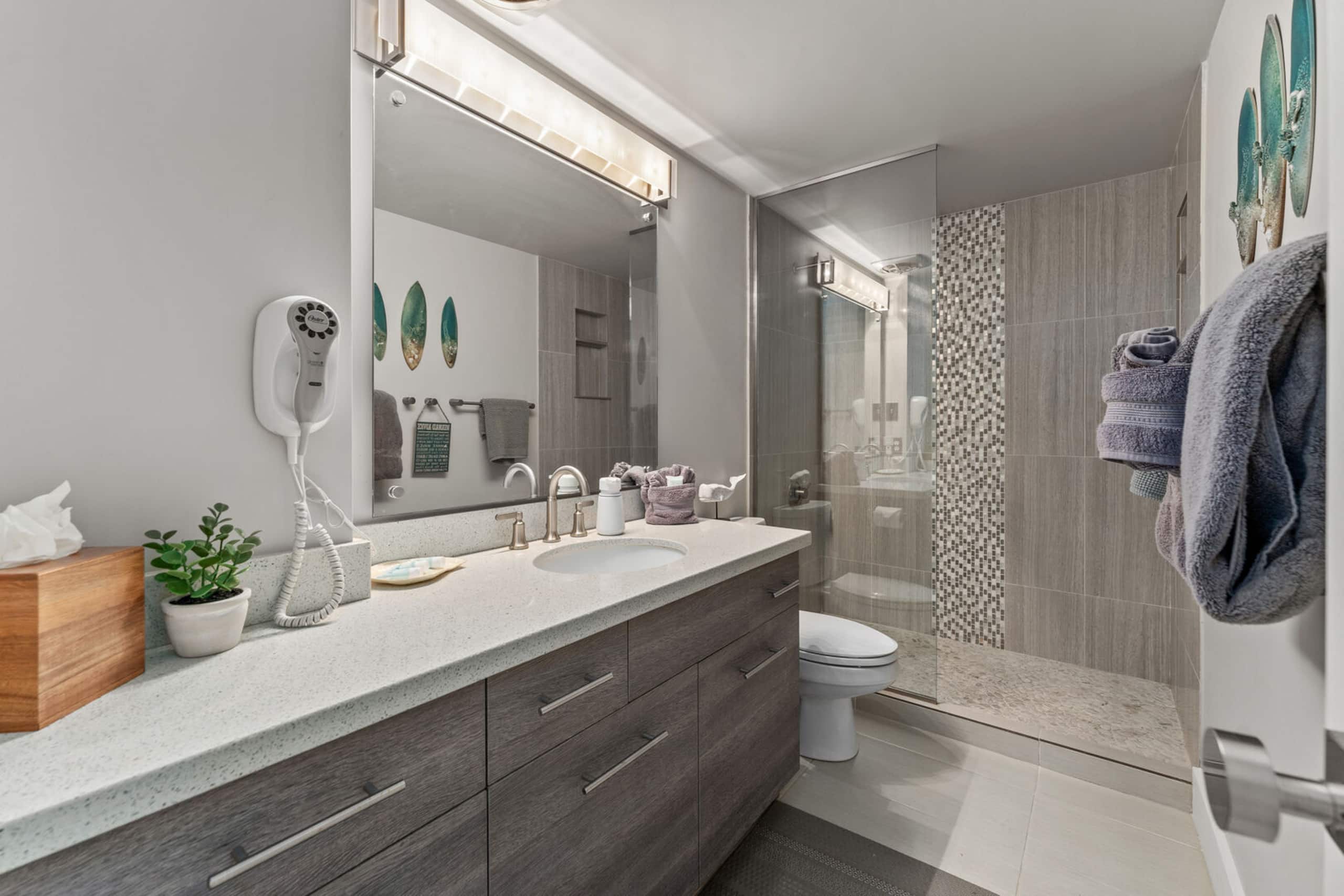 Oceanfront Paradise Remodeled Ground Floor HKOK119 - Image 23