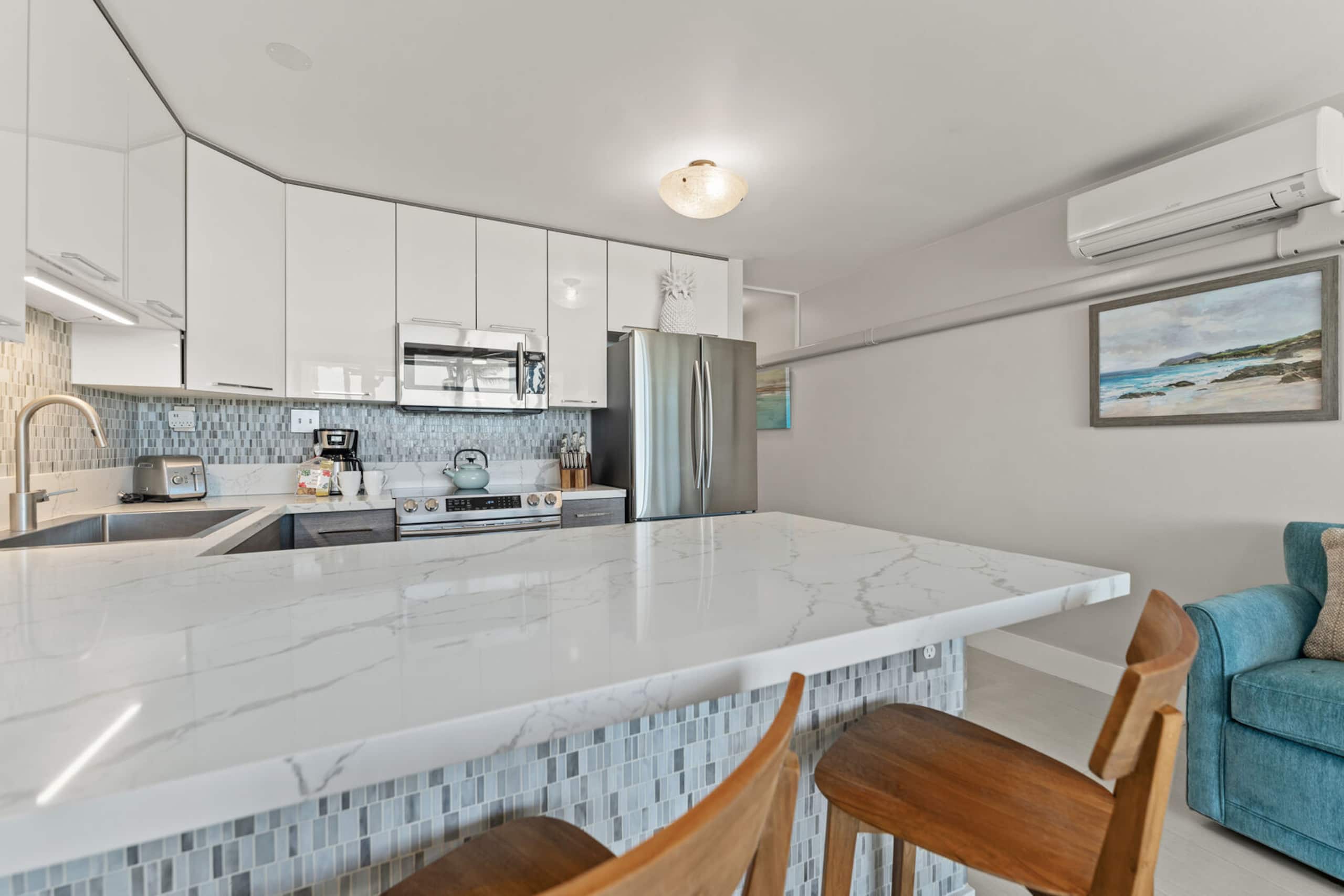 Oceanfront Paradise Remodeled Ground Floor HKOK119 - Image 6