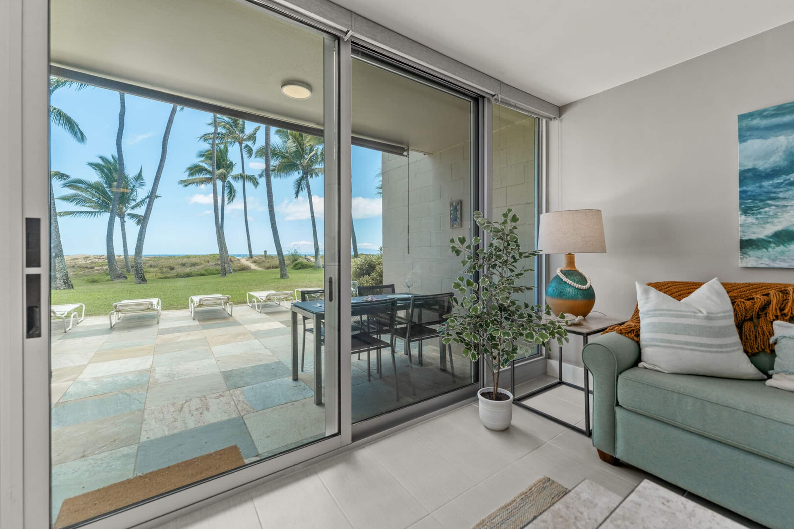 Oceanfront Paradise Remodeled Ground Floor HKOK119 - Image 3