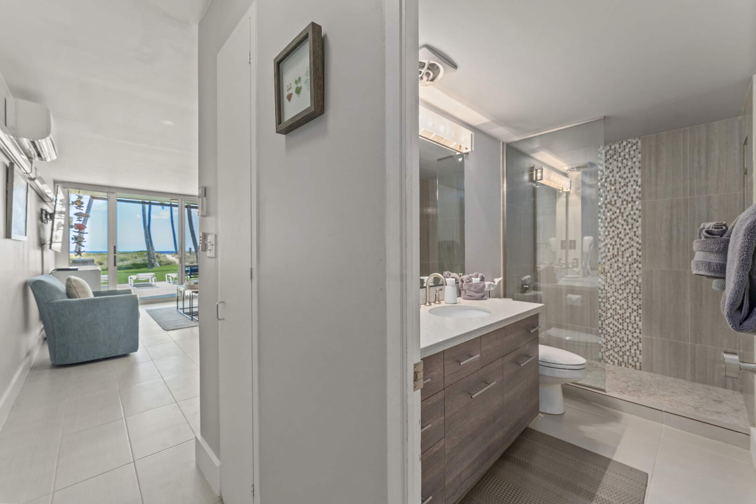 Oceanfront Paradise Remodeled Ground Floor HKOK119 - Image 21