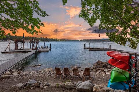 New! Waterfront| Kayaks| Beach| Elevated Deck