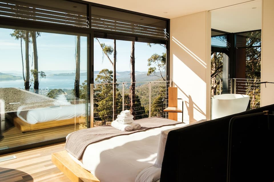 House Itas, above Snug, Snug, Tasmania, Australia, photo 8 of 10