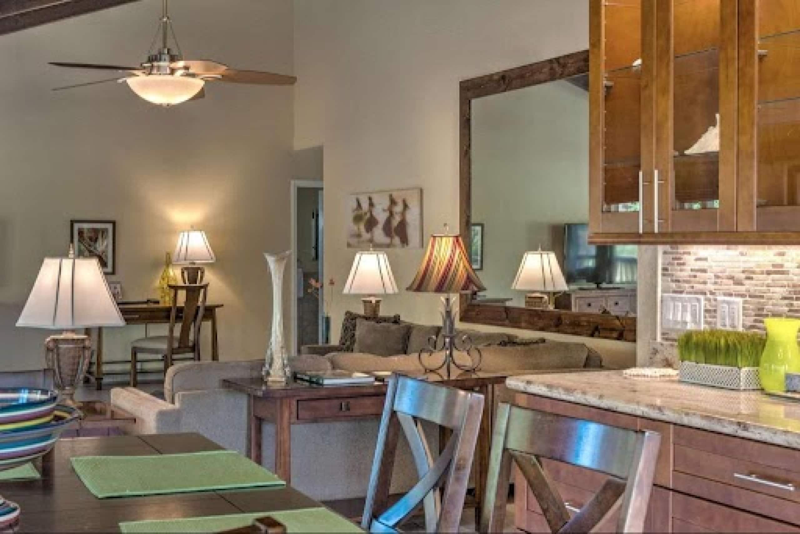 Hotel in Kihei · ★4.76 · 3 bedrooms · 3 beds · 2 shared baths - Image 5