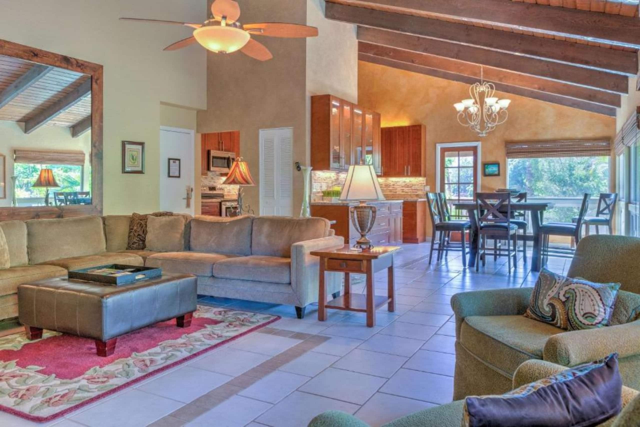 Hotel in Kihei · ★4.76 · 3 bedrooms · 3 beds · 2 shared baths - Image 2