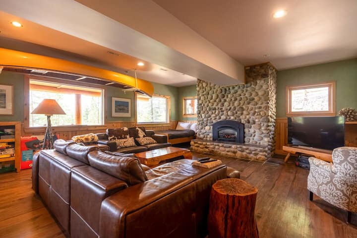 Უფრო დაბალი დონის საოჯახო ოთახი