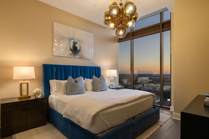 Peach City Penthouse by Atlanta Luxury Rentals