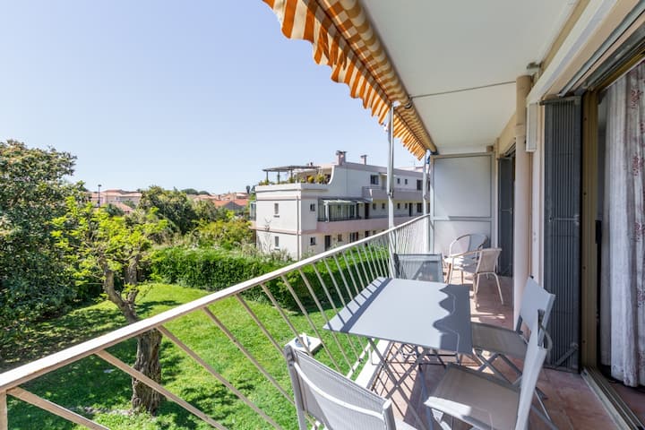 Grand Apt 3* Lumineux Proche De La Mer Avec Balcon - Sanary-sur-Mer