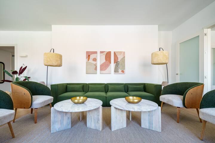 Cibeles Luxe Terrace apartment in Madrid gallery image 5