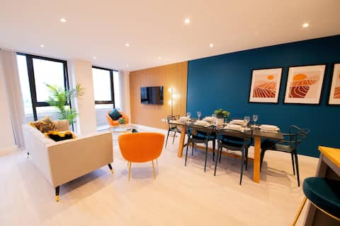 Popular Airbnb listing: Stunning 3 Bedroom Manchester Apartment in Ordsall