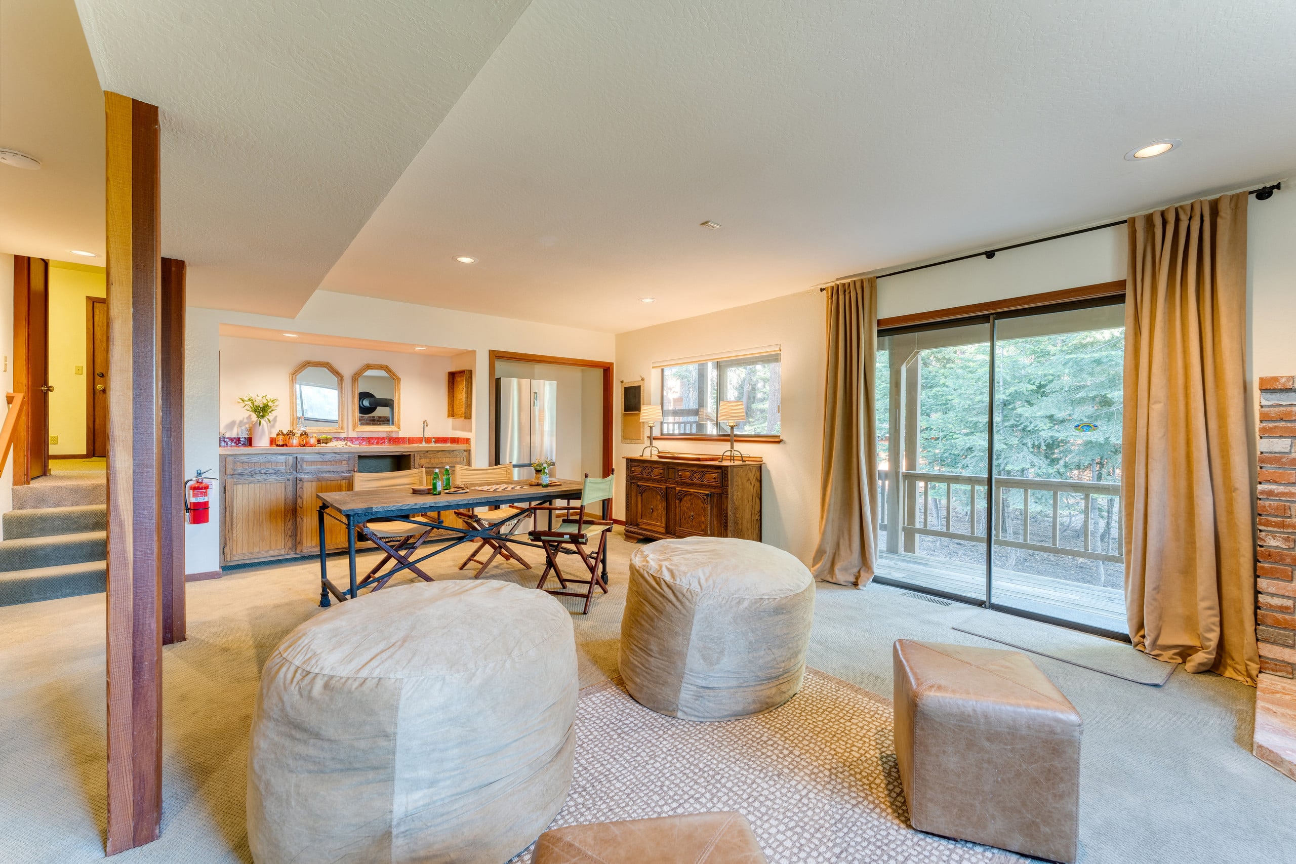 Wildwood Cabin, Hot Tub & Lake Tahoe 5 Min - Photo 23