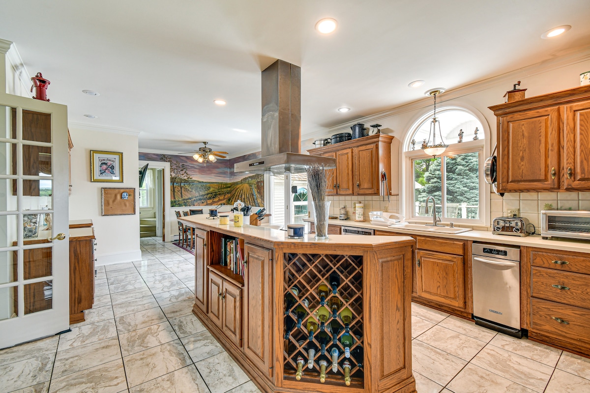 Geneva Vacation Rental w/ Vineyard & Lake Views!