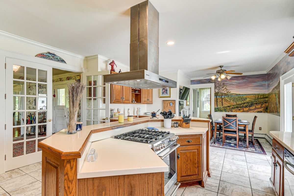 Geneva Vacation Rental w/ Vineyard & Lake Views!