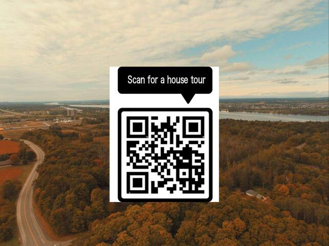 Cozy 4-Bedroom Heaven for Relaxing Getaways gallery image 5