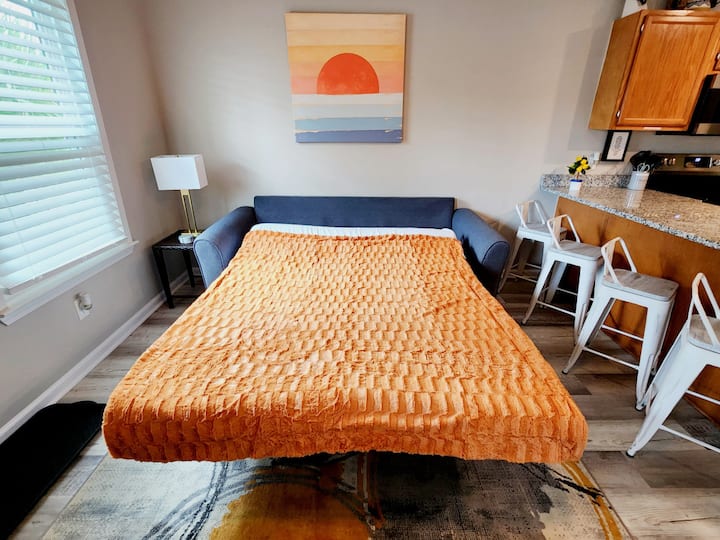 Sunset Dreams Too • King Bed • 5 Min Walk To Beach - ZooWorld Zoological Park